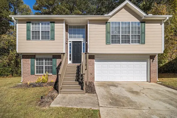 488 Barclay Court, Stone Mountain, GA 30083
