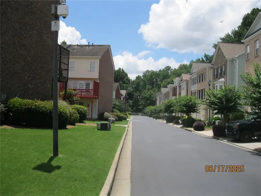 2975 Wintercrest Trace, Dunwoody, GA 30360 - Image #2