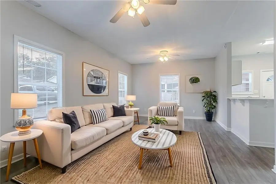 132 Brownlee Road Sw, Atlanta, GA 30331 - Image #2