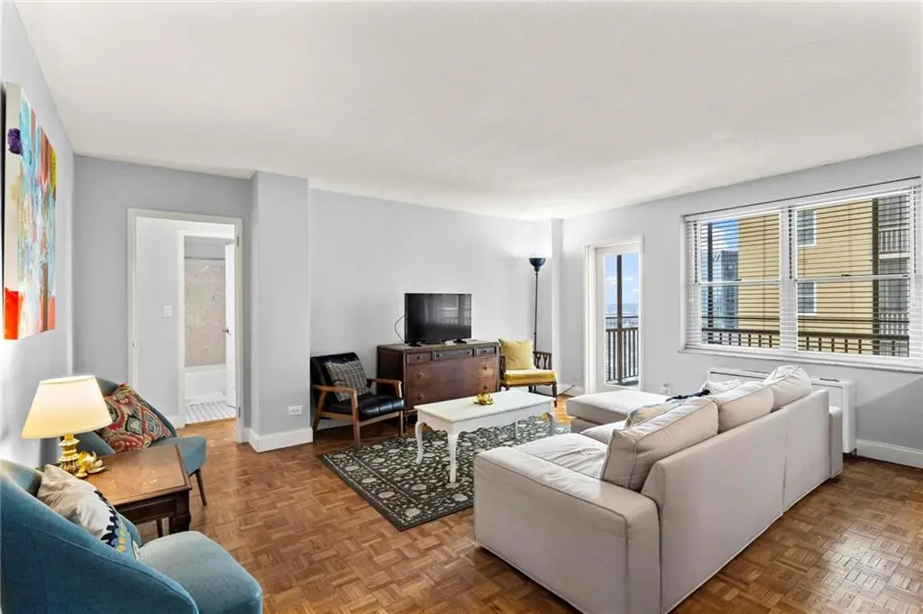 300 Peachtree Street Ne #20 O, Atlanta, GA 30308 - Image #1