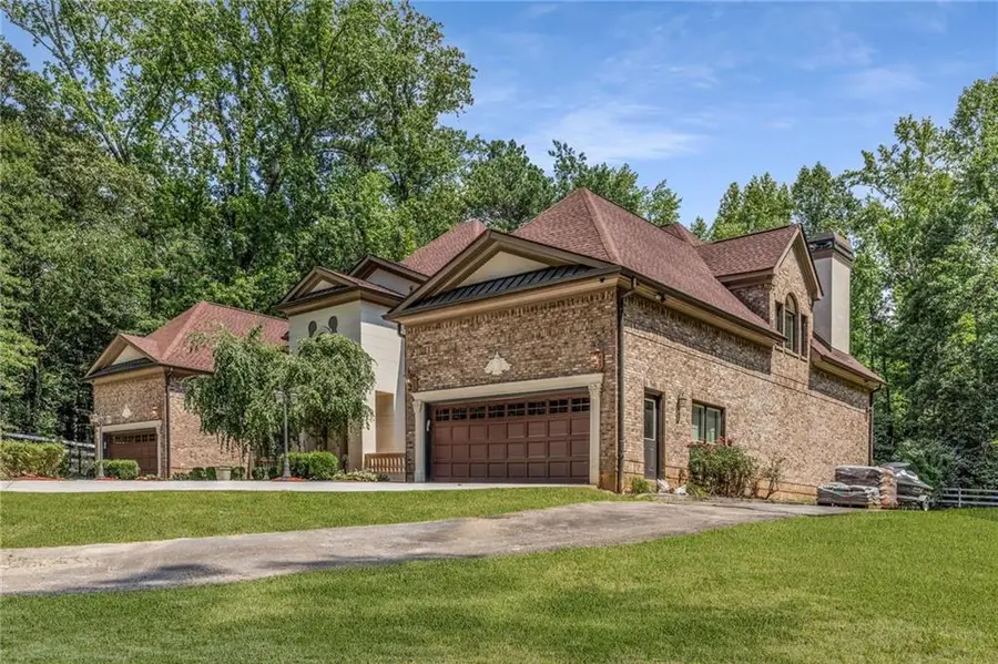 450 Dorset Way Sw, Smyrna, GA 30082 - Image #2