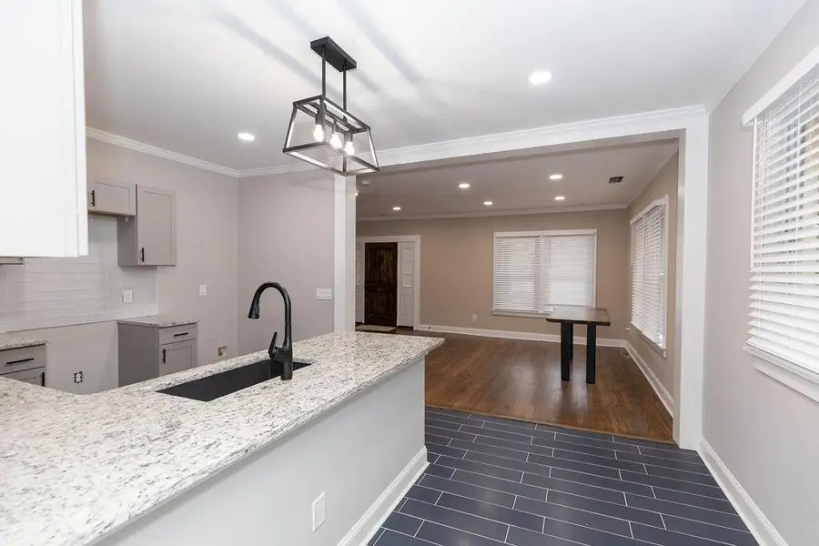 1174 Donnelly Avenue Sw, Atlanta, GA 30310 - Image #3