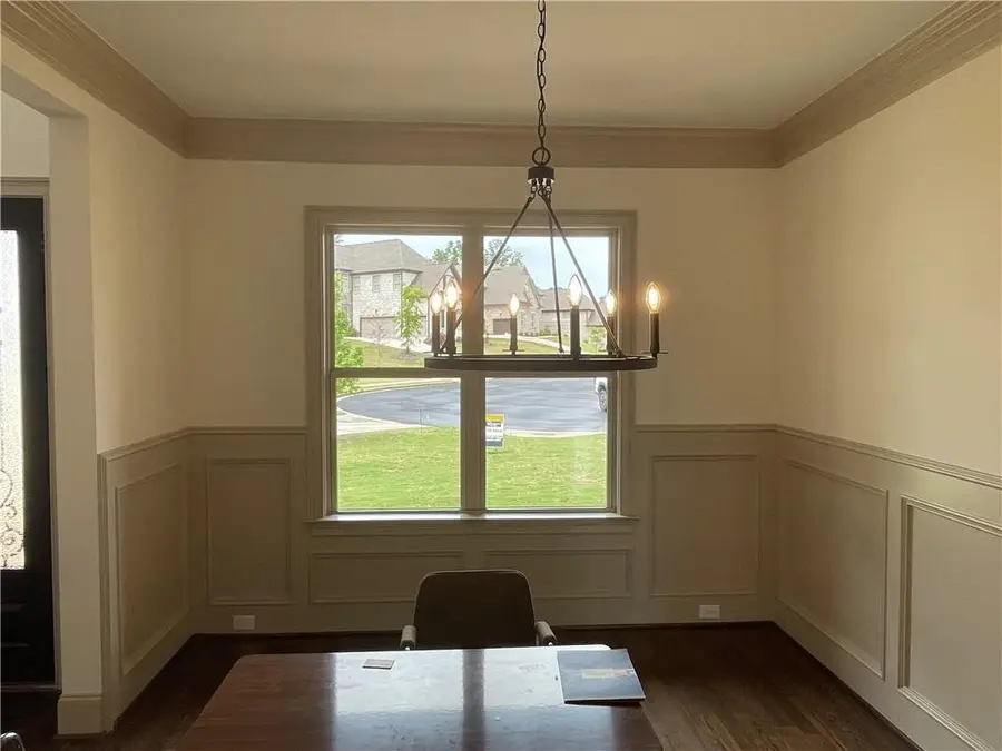 987 Kora Drive Sw, Marietta, GA 30064 - Image #3