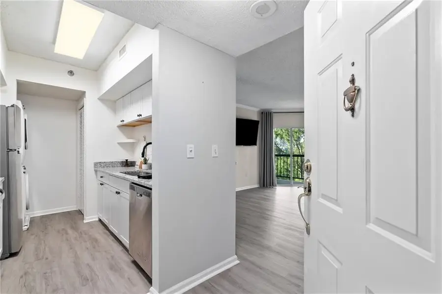 1 Biscayne Drive Nw #704, Atlanta, GA 30309 - Image #3