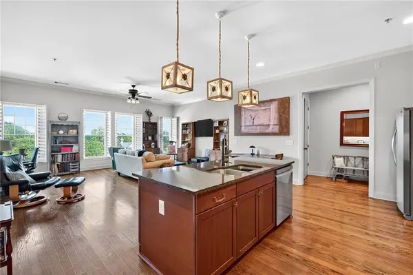 360 Chambers Street #402, Woodstock, GA 30188