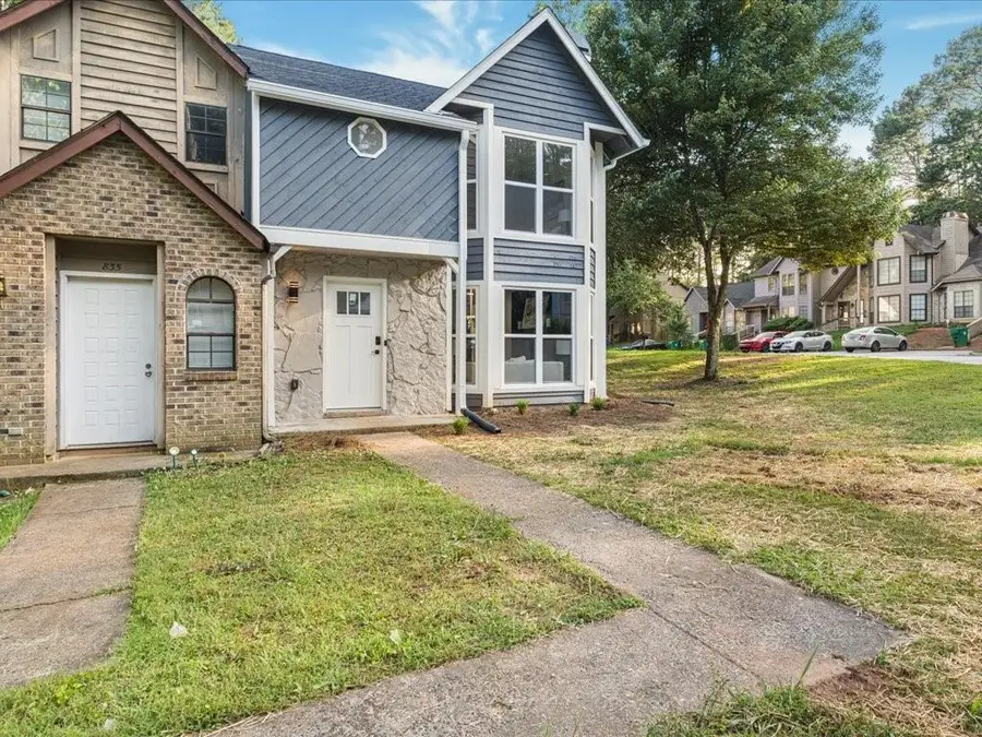 845 Heritage Oaks Drive, Stone Mountain, GA 30088 - Image #3