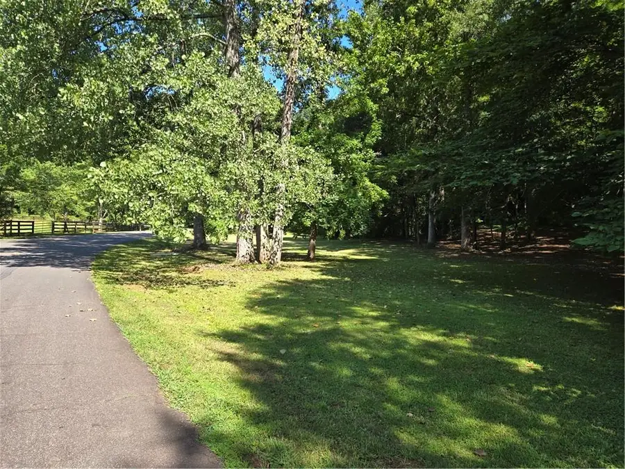 97 Bevil Ridge Road Se, Emerson, GA 30137 - Image #2