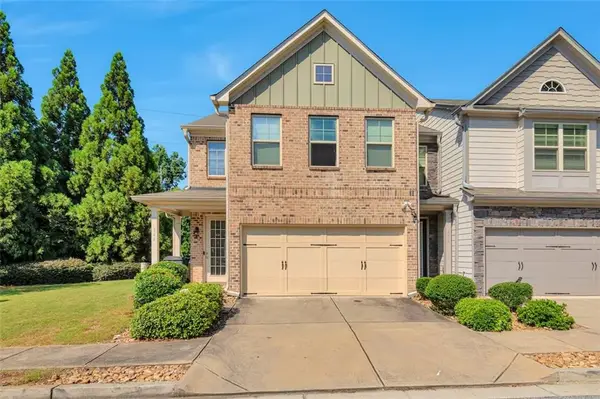 566 Jody Place, Lilburn, GA 30047