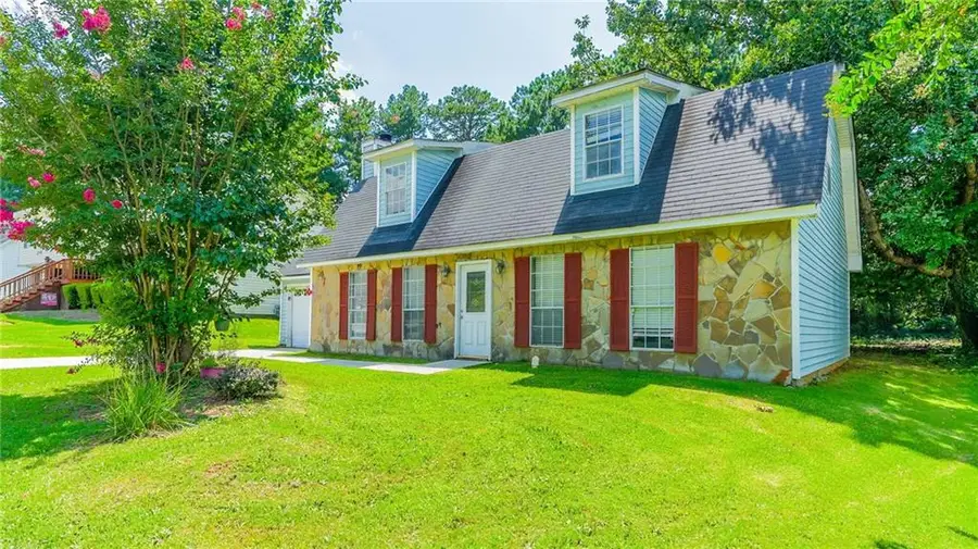 1040 Redan Trace, Stone Mountain, GA 30088 - Image #2