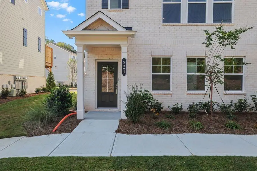 221 Lytham Drive Se, Mableton, GA 30126 - Image #2