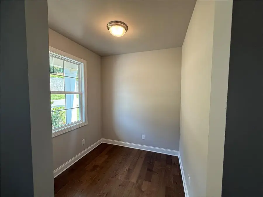 341 Lakeside Court, Canton, GA 30114 - Image #3