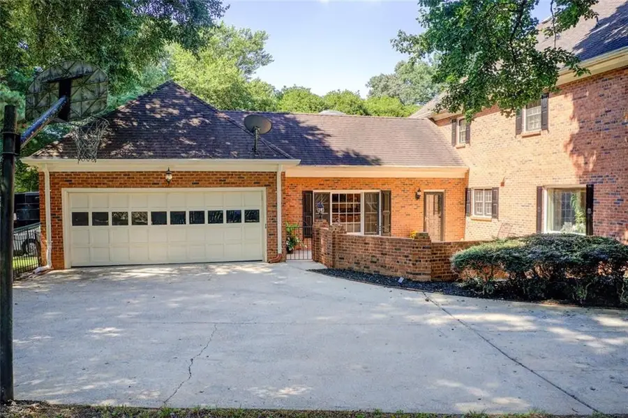 854 Newcastle Drive Sw, Lilburn, GA 30047 - #3