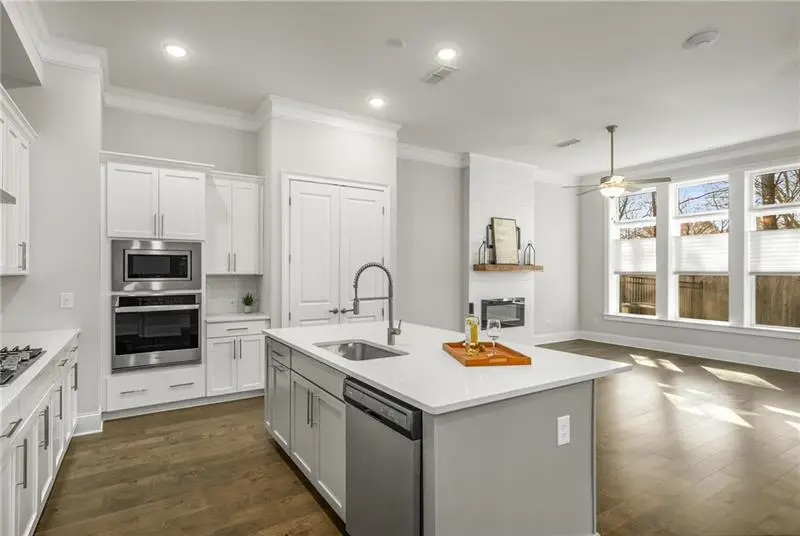 685 Stickley Oak Way, Woodstock, GA 30189 - Image #3