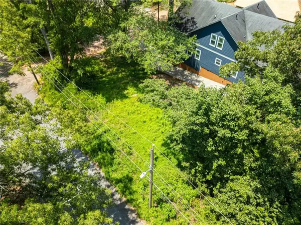 1981 Lois Place, Atlanta, GA 30318