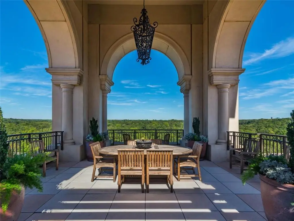 3286 Northside Parkway Nw #506, Atlanta, GA 30327 - Image #1