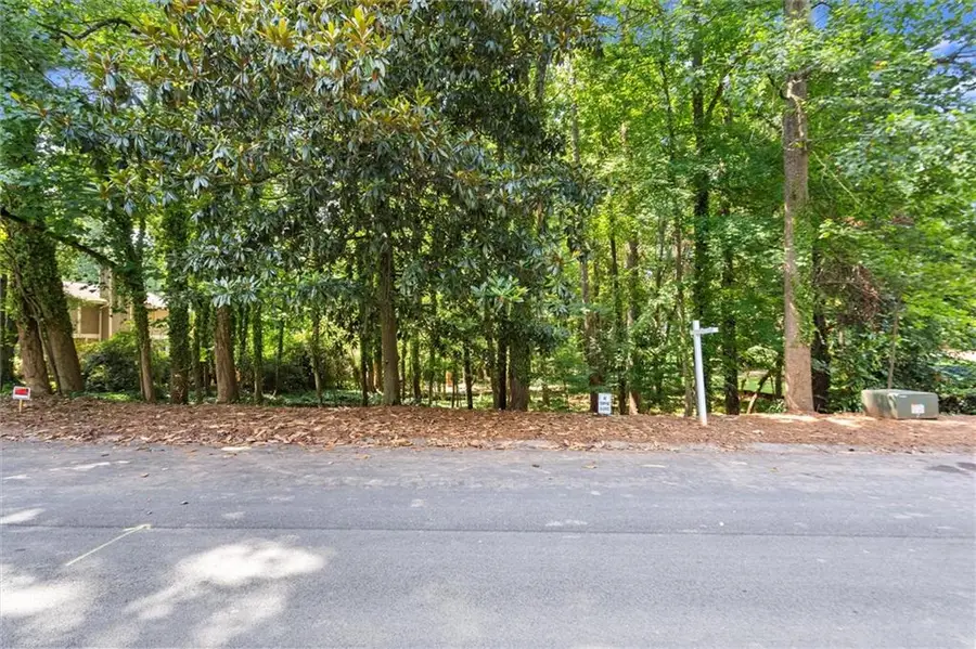 420 Longleaf Drive, Roswell, GA 30075 - Image #3