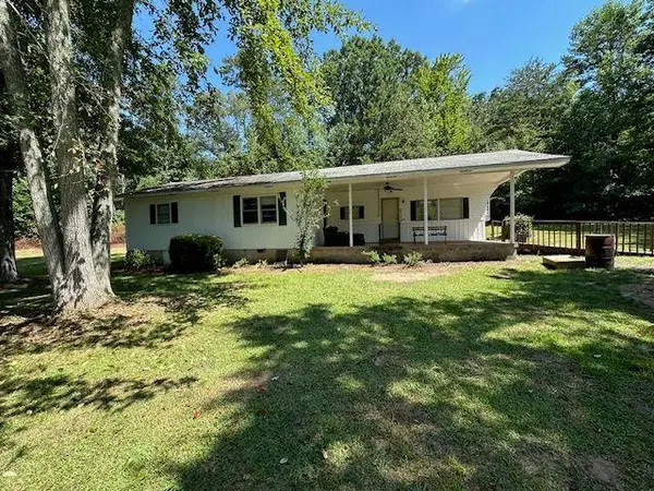 7 Jottings Drive, Toccoa, GA 30577