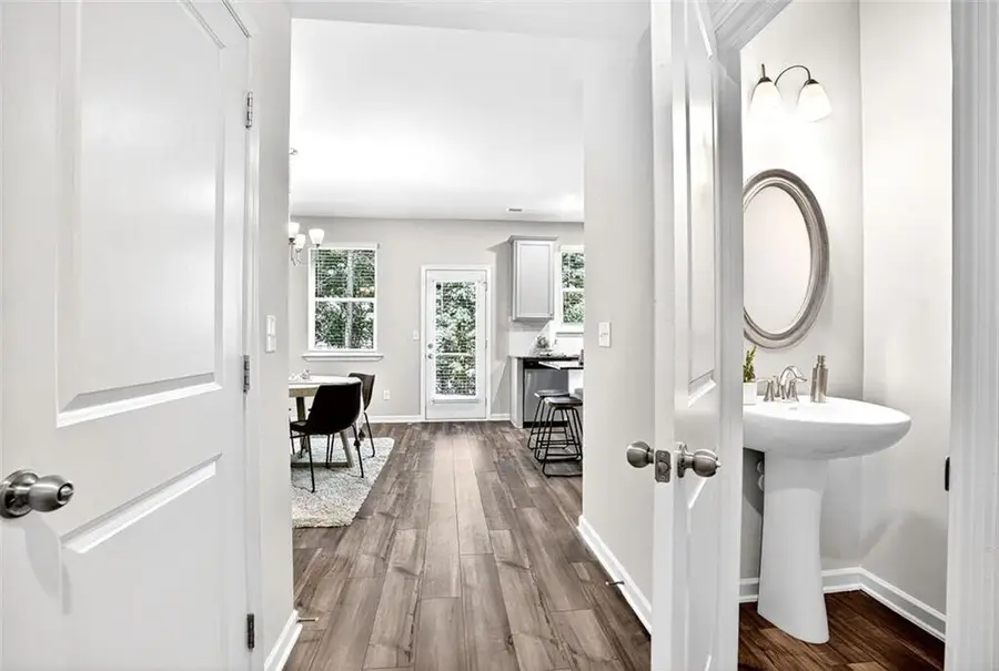 4037 Riverchess Drive Sw, Atlanta, GA 30331 - Image #3