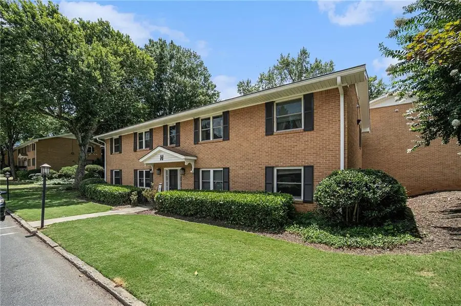 3510 Roswell Road Nw #H1, Atlanta, GA 30305 - Image #2