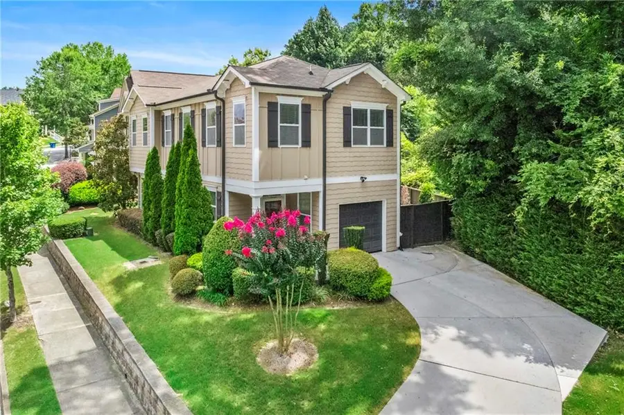 1585 Habershal Road Nw, Atlanta, GA 30318 - Image #2