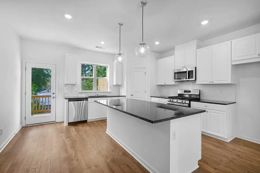 1693 Lansmere Street Sw, Marietta, GA 30008 - Image #3