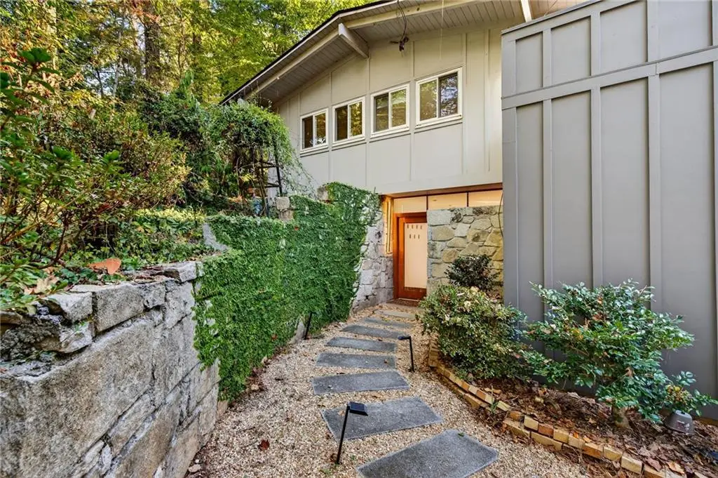 3813 Watkins Place Ne, Brookhaven, GA 30319 - Image #1