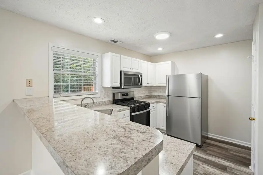 211 Chelsea Court, Woodstock, GA 30189 - Image #3