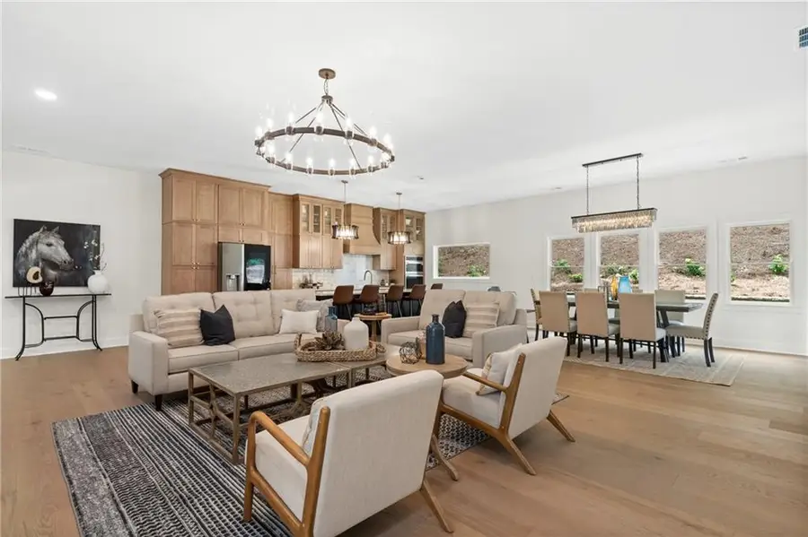 670 Riverside Road, Roswell, GA 30075 - Image #2