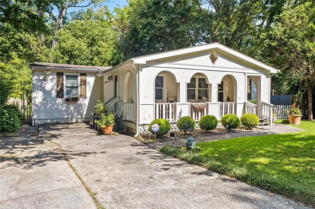 2738 S Bamby Lane Ne, Brookhaven, GA 30319 - Image #1