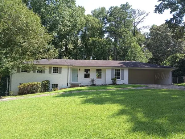 6181 Shallow Wood Lane, Douglasville, GA 30135