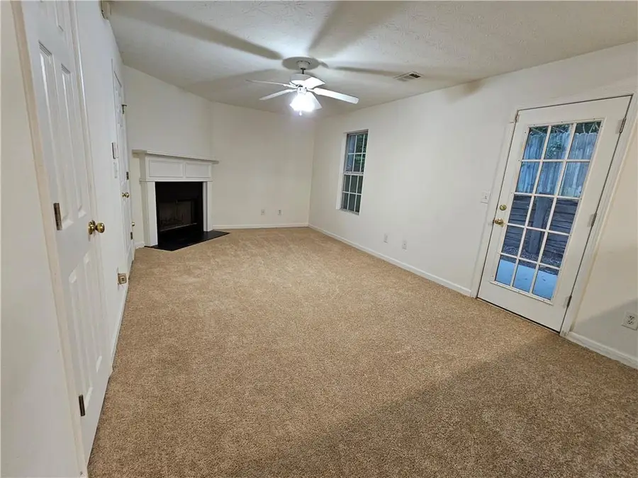 3287 River Lane Se, Atlanta, GA 30316 - Image #2