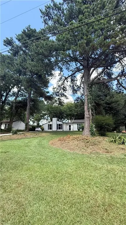 980 Hilltop Court, Lawrenceville, GA 30045 - Image #2