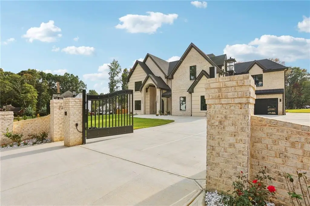 1090 Larosa Drive, Lawrenceville, GA 30043 - #1