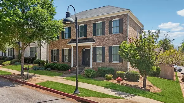 1063 Merrivale Chase Lane, Roswell, GA 30075