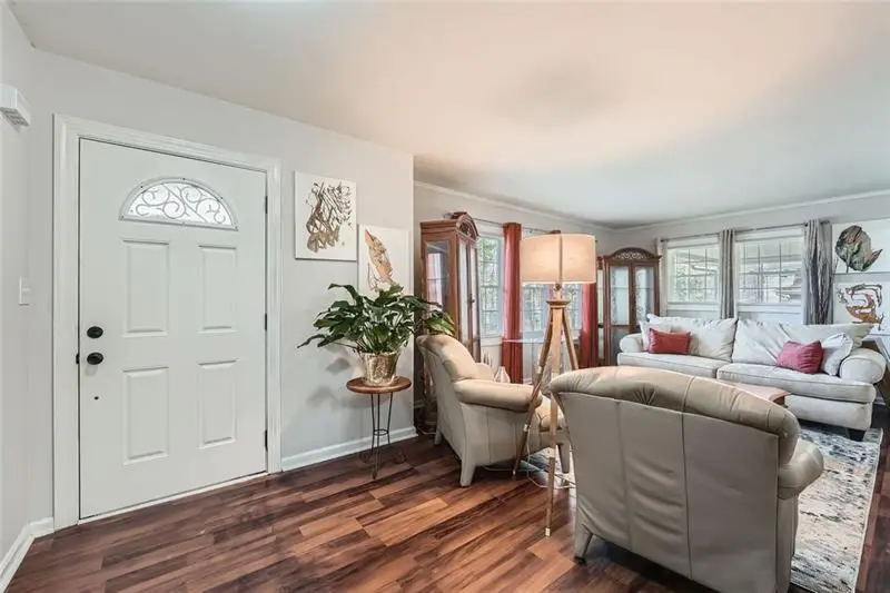 4809 Hemlock Drive Sw, Austell, GA 30106 - Image #3