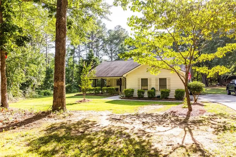 810 Northlake Circle, Oxford, GA 30054 - Image #2