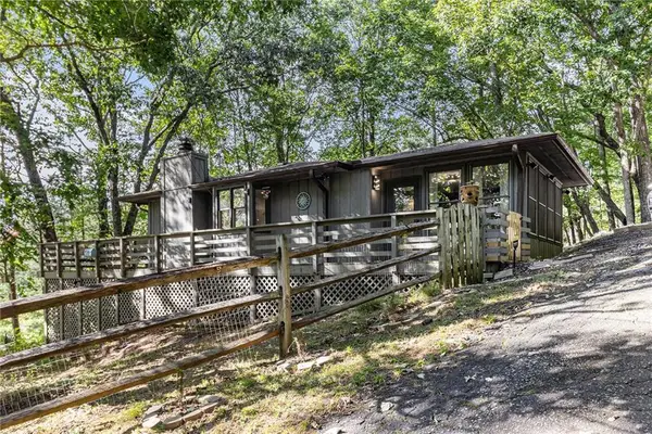 220 Fox Den Circle, Jasper, GA 30143