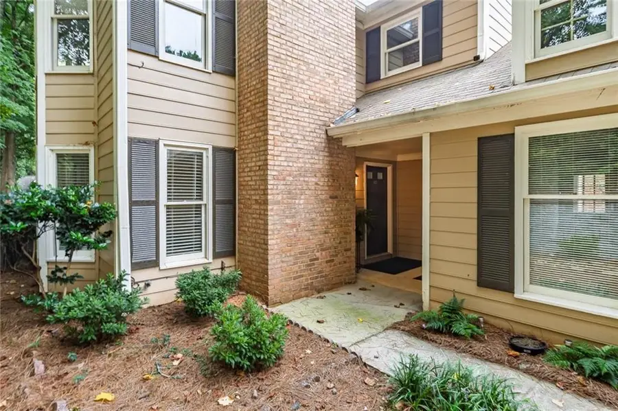110 Great Oaks Lane, Roswell, GA 30075 - Image #3
