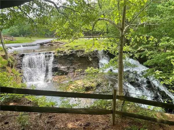 1225 Oglethorpe Road, Jasper, GA 30143