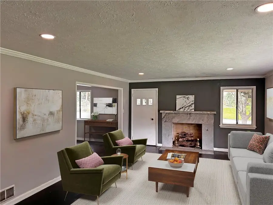 819 Venetta Place Nw, Atlanta, GA 30318 - Image #2