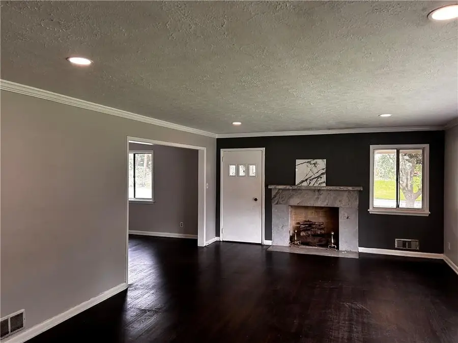 819 Venetta Place Nw, Atlanta, GA 30318 - Image #3