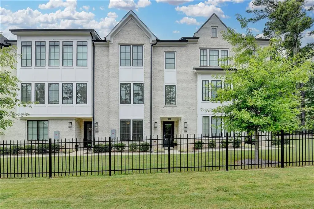 6892 Roswell Road, Atlanta, GA 30328 - Image #1