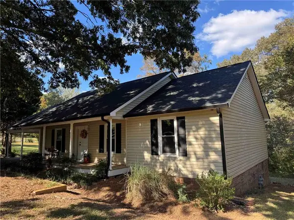 9 Woodberry Drive, Silver Creek, GA 30173