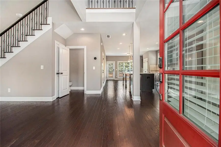 1580 Johnson Road Nw, Atlanta, GA 30318 - Image #2