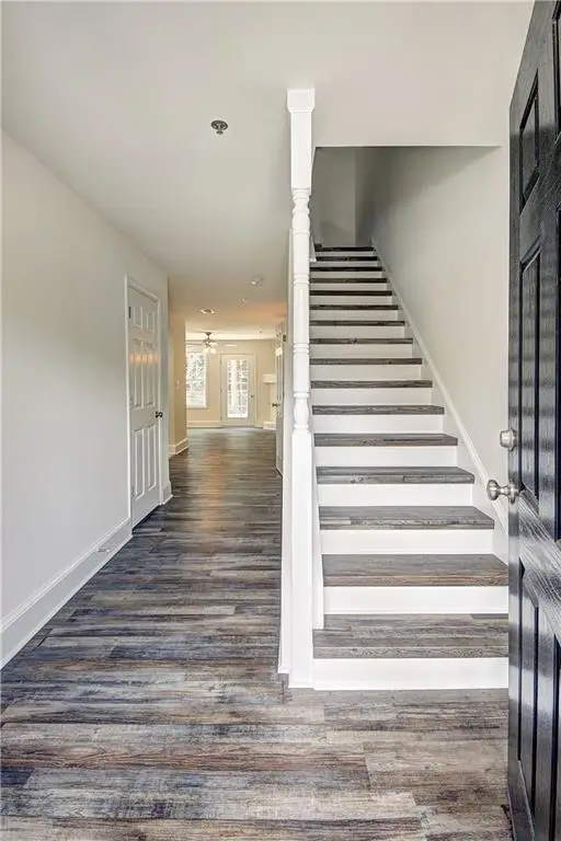 221 Morris Lane, Woodstock, GA 30188 - Image #3