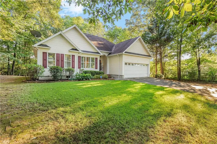 137 Hunters Trail, Calhoun, GA 30701 - Image #2