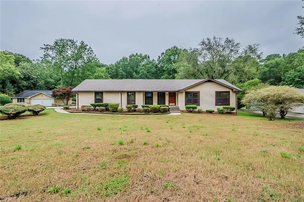 4909 Woodhurst Way, Stone Mountain, GA 30088 - Image #1