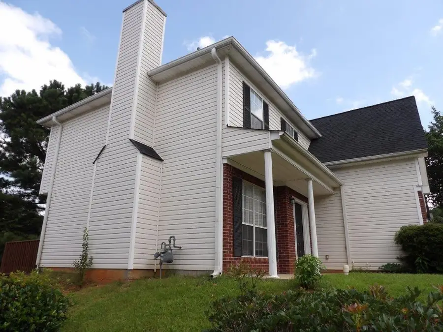 4035 Robin Circle, Atlanta, GA 30349 - Image #2