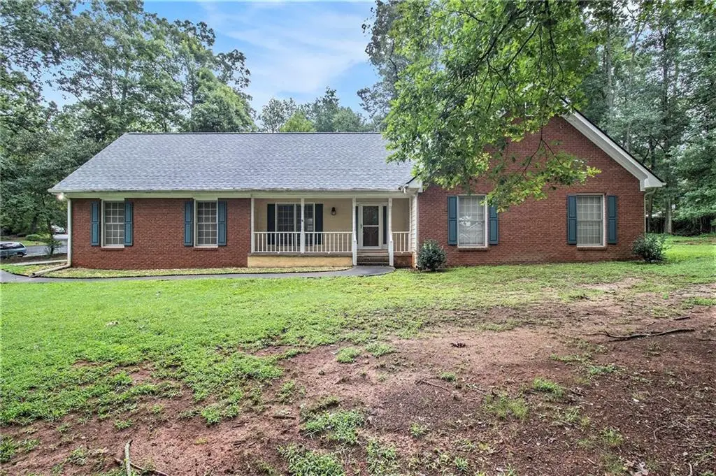 340 Radcliffe Trace, Covington, GA 30016 - Image #1