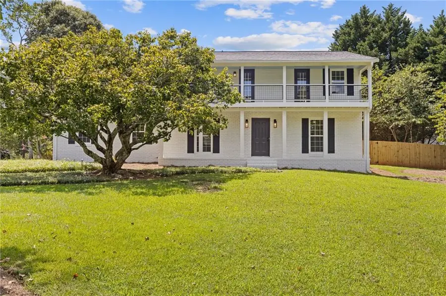 370 Stonebridge Trail, Roswell, GA 30075 - Image #2